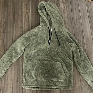 Victoria’s Secret pink Sherpa